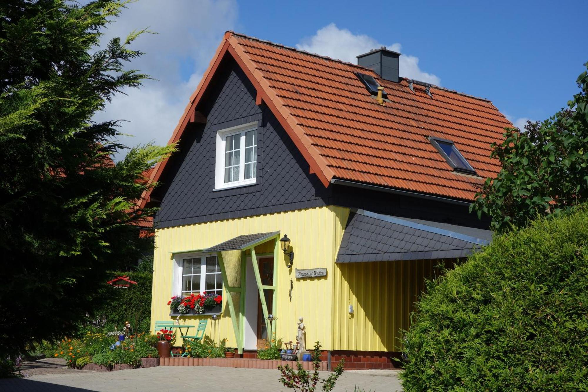 Gemuetliche Einraumwohnung Im Erdgeschoss Mit Doppelbett Und Kaminofen Benneckenstein Exterior foto